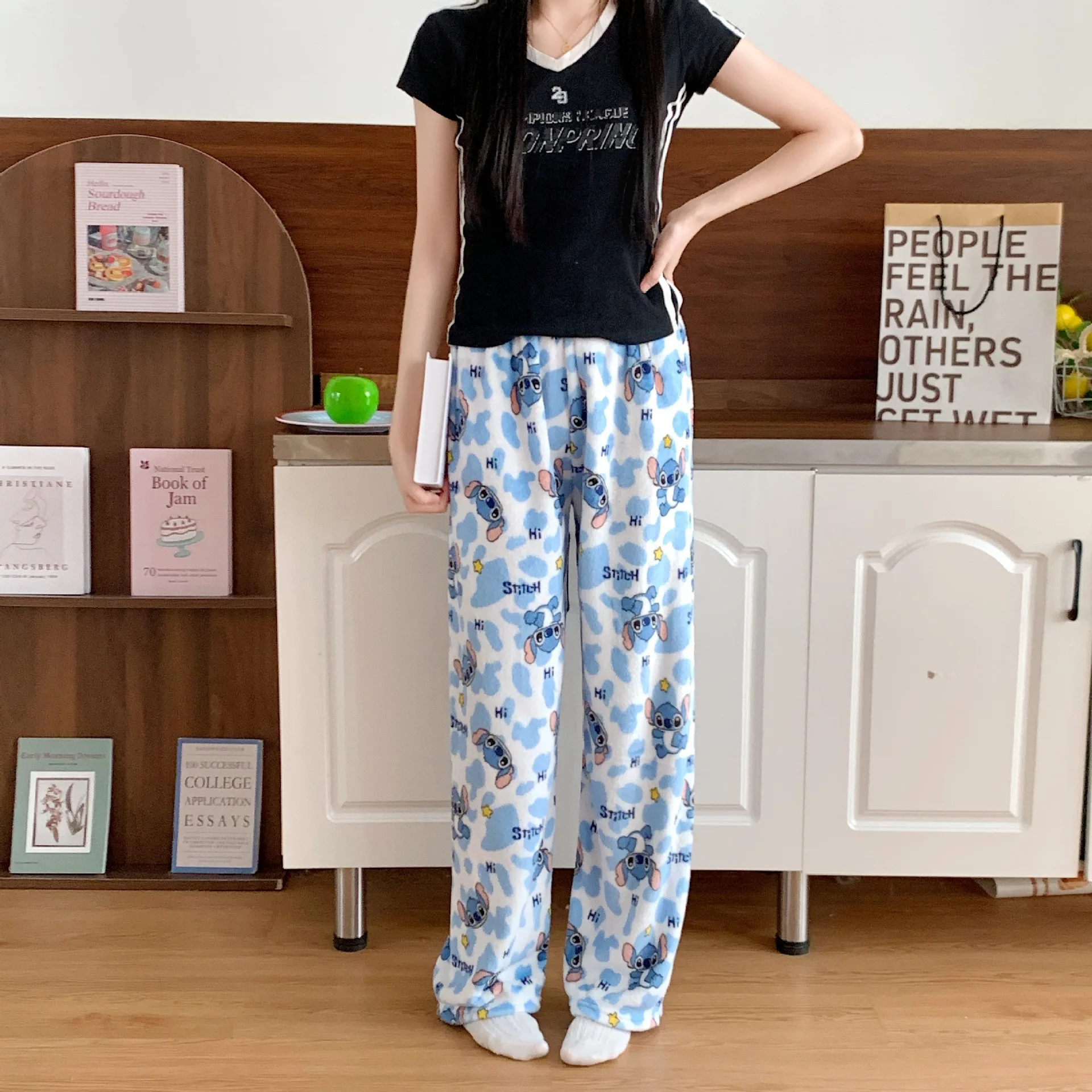 Cartoon Stitch Flanellen Pyjam - Winter Clothing Essentials recensie en prijs